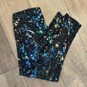 Fabletics Printed PowerLite Workout Leggings Capri - Small